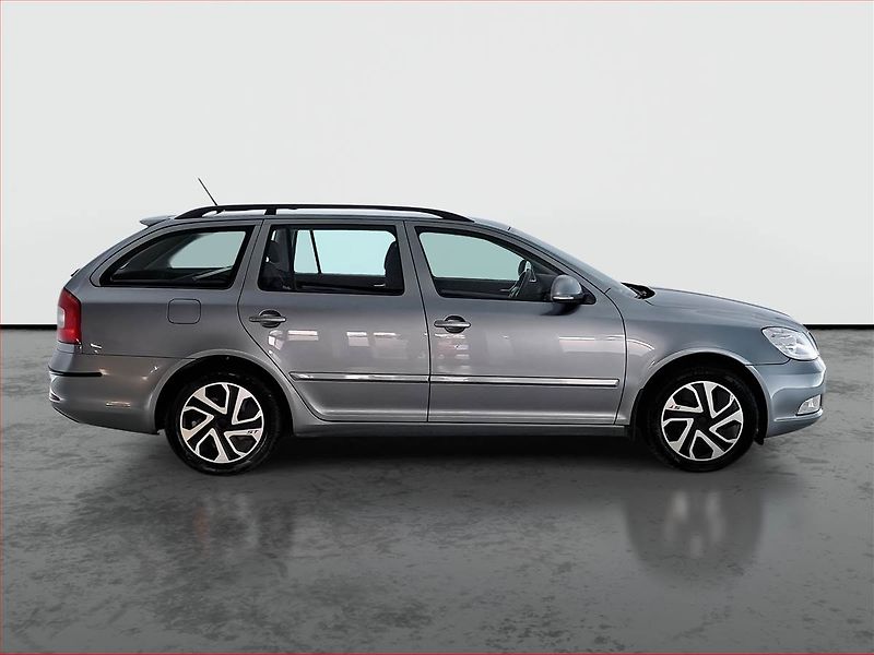 Škoda Octavia (2012) 1.4 TSI, Serv.kniha, Tempomat - fotka 6 z 15