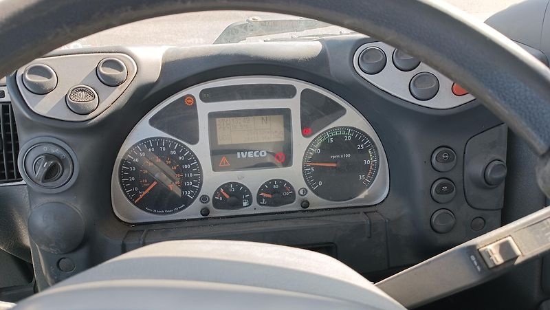 Iveco Eurocargo ML120E25P Skříň,čelo, 260t km - fotka 7 z 23