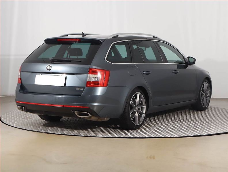 Škoda Octavia (2016) 2.0 TDI, Kůže, Navi, Bi-Xenony - fotka 5 z 27