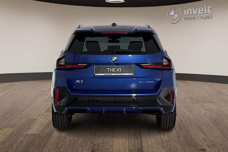 BMW X1 xDrive20d - fotka 4 z 25