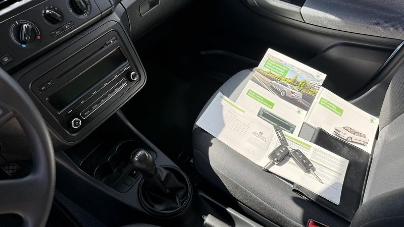 Škoda Fabia 1.4 16V*63kW*ACTIVE*57020KM* - fotka 17 z 25