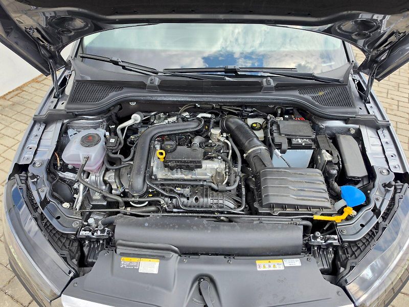 Škoda Scala (2025) 1,0TSI 85KW DSG TOP SELECTION - fotka 27 z 31