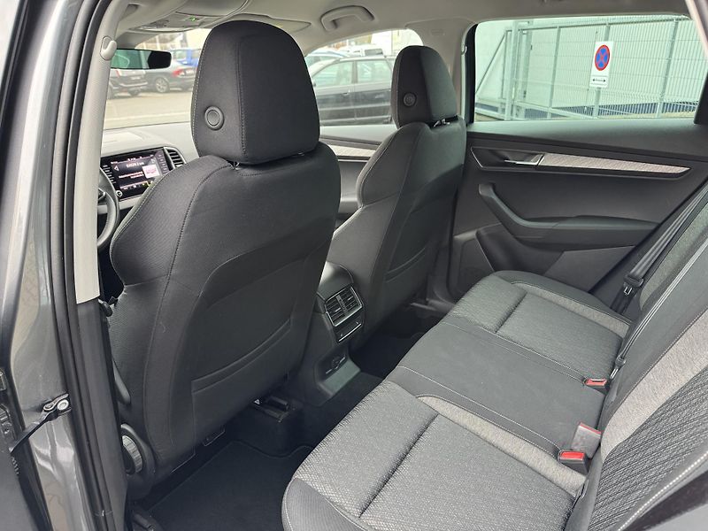 Škoda Karoq (2023) Style 1.5 TSI DSG - fotka 18 z 20