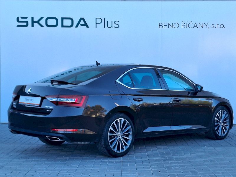 Škoda Superb (2017) L&K DSG 4x4 2,0TSi 206kW - fotka 2 z 35