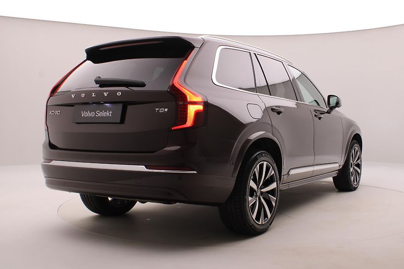 Volvo XC90 T8 AWD RECHARGE CORE AUT CZ 7m - fotka 13 z 59