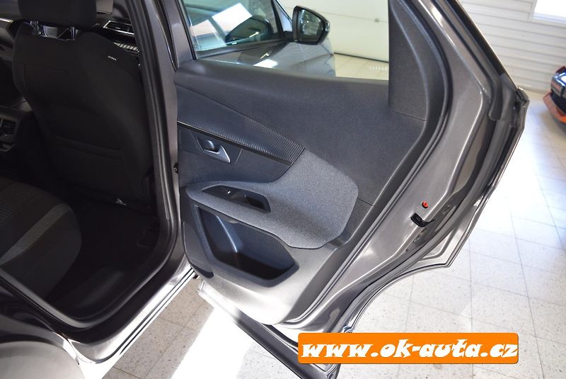 Peugeot 3008 1.5 HDI ACTIVE PACK 96 kW 2022 - fotka 24 z 61