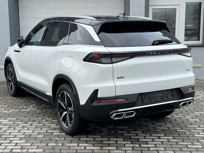 BAIC X75 (2026) 1.5T 130KW AUTOMAT MAX.VÝBAVA - fotka 3 z 27
