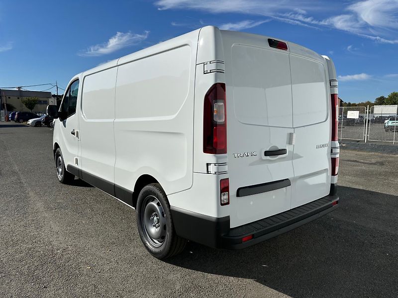 Renault Trafic (2026) L2H1P2 dCi 130 Extra - fotka 7 z 27