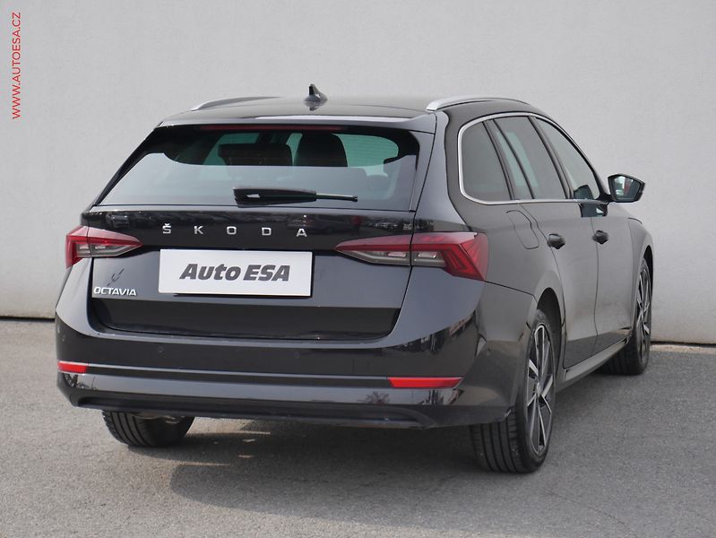 Škoda Octavia (2020) 2.0 TDi, Style, DSG, LED - fotka 4 z 29