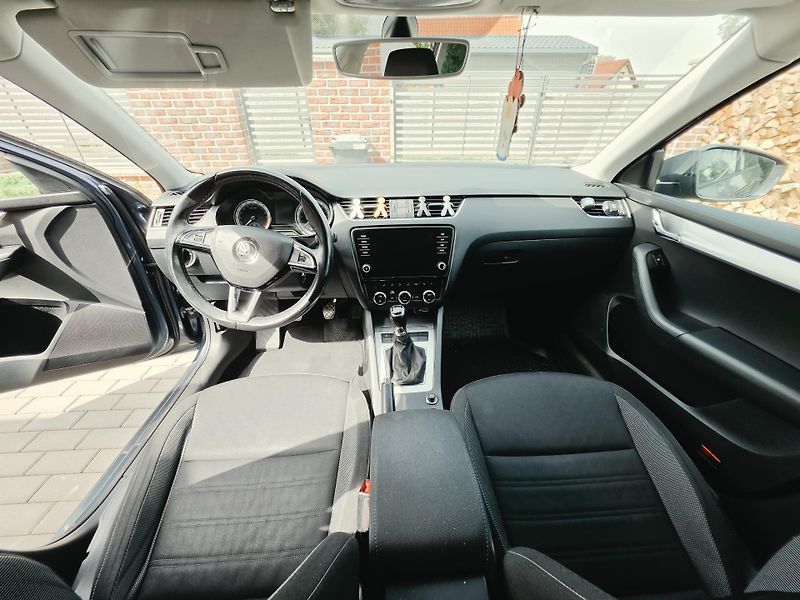 Škoda Octavia (2019) Škoda Octavia 3, combi, 2019 - fotka 8 z 23
