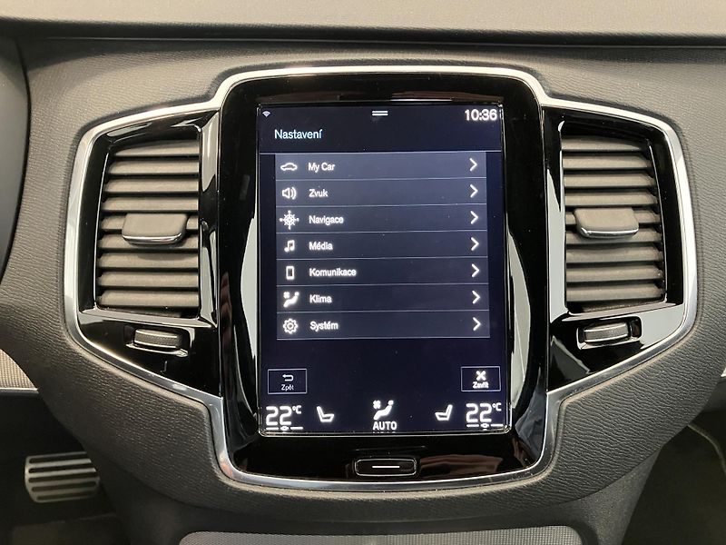 Volvo XC90 D5 AWD R-Design AT8, ČR - fotka 44 z 54