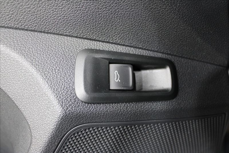 Škoda Kamiq 1,5 TSI 110kW Monte Carlo - fotka 15 z 34