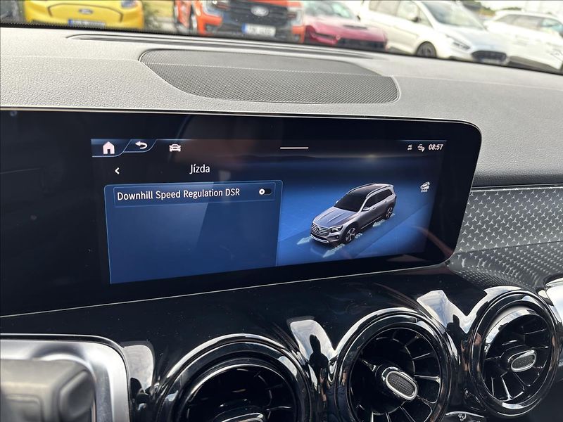 Mercedes-Benz GLB 2,0 200d 110kW 4Matic DCT - fotka 41 z 45