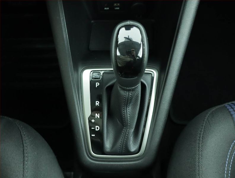 Hyundai ix20 (2017) 1.6 CVVT, Automat, Tempomat - fotka 13 z 15