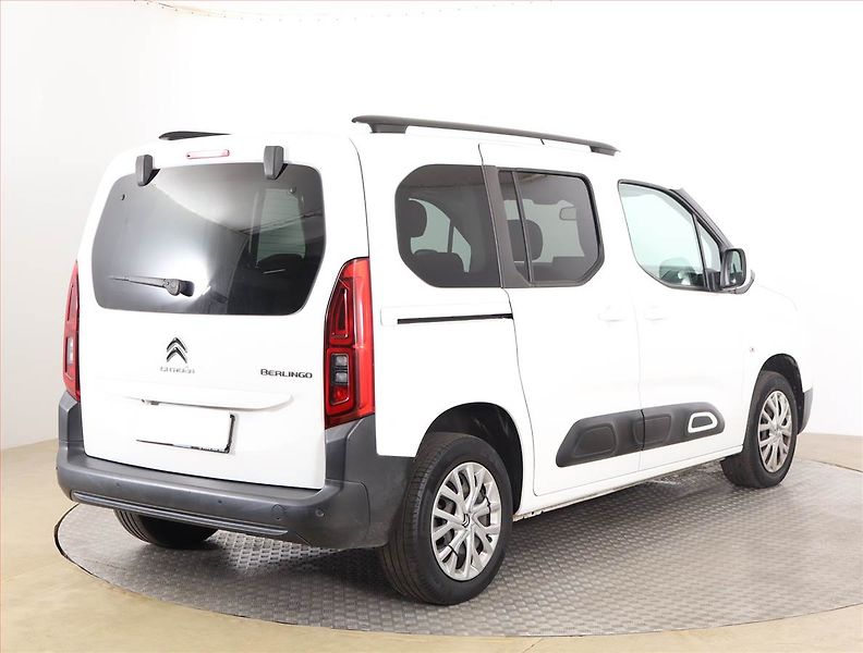 Citroën Berlingo (2020) Feel 1.5 BlueHDi, 5Míst, SR - fotka 5 z 17