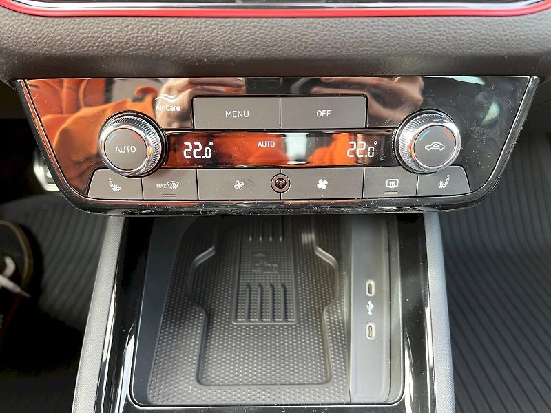 Škoda Kamiq (2025) Monte Carlo 1.5 TSI 110 kW DSG - fotka 31 z 37
