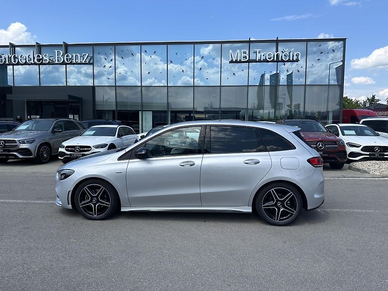 Mercedes-Benz Třídy B (2022) B 180d - fotka 6 z 38