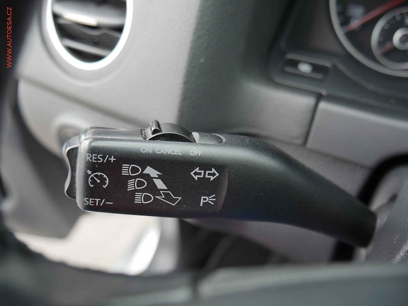 Volkswagen Golf Plus (2010) 2.0 TDi, ČR, AC, tempo, park - fotka 14 z 17