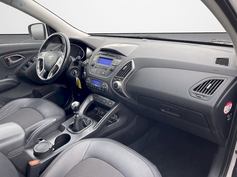 Hyundai ix35 (2014) 1.7 CRDI 85 kW - fotka 16 z 26