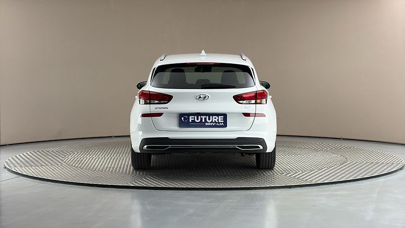 Hyundai i30 1.0 T-GDI Smart Kombi - fotka 5 z 26