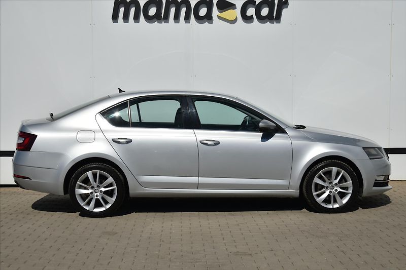 Škoda Octavia 1.8 TSI 132kW DSG STYLE LED ČR - fotka 8 z 23