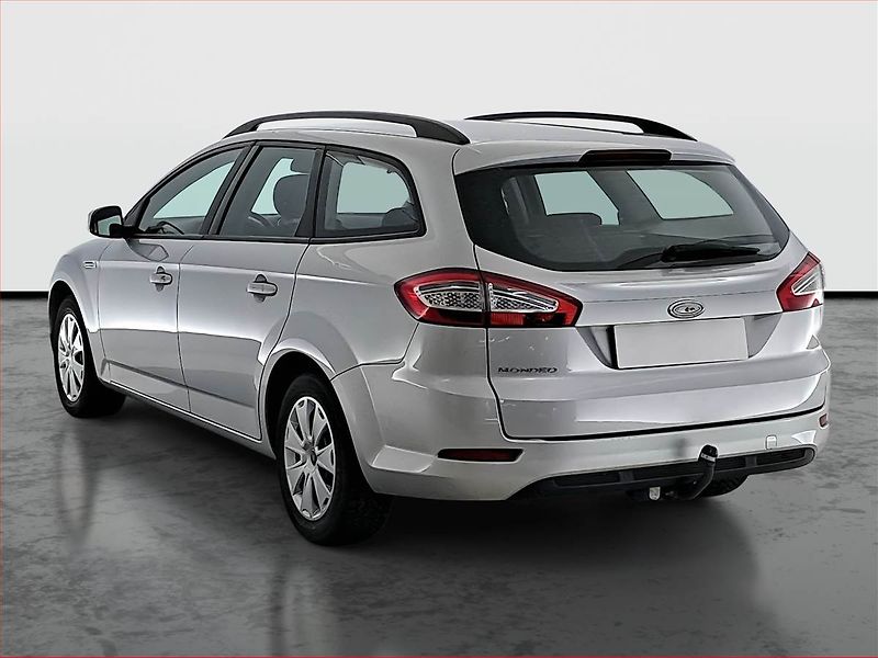 Ford Mondeo (2011) 2.0 TDCi, Vyhř. sedaček - fotka 4 z 14