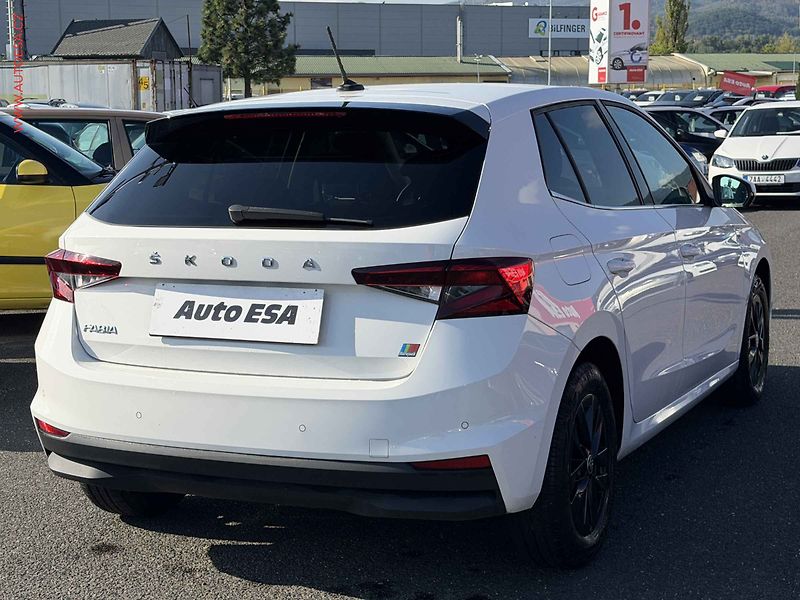 Škoda Fabia (2022) 1.0TSi, 1.maj,ČR, Style, LED - fotka 4 z 17