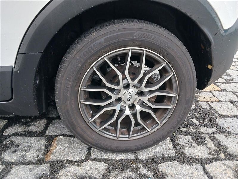 Opel Crossland 1,2 T COOL, 1 MAJITEL  nové ČR - fotka 28 z 28