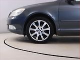 Škoda Octavia (2009) 1.9 TDI, Serv.kniha, po STK - náhled 15