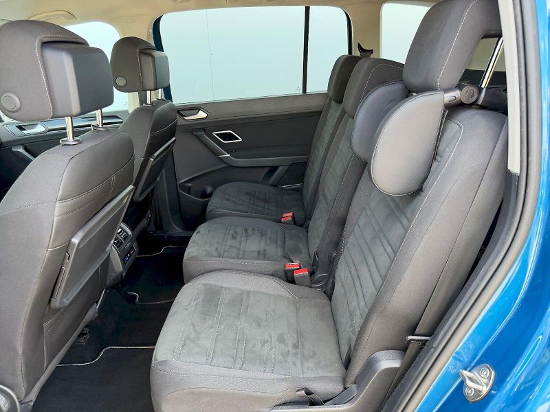 Volkswagen Touran (2019) 1.5 TSI 110kW R-LINE Comfort - fotka 24 z 35
