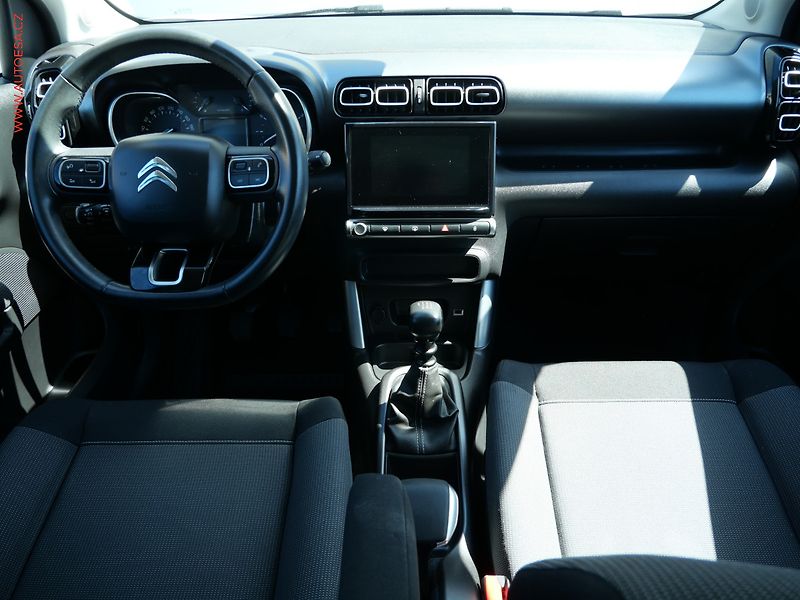 Citroën C3 Aircross (2020) 1.2PT, Shine, navi - fotka 8 z 19