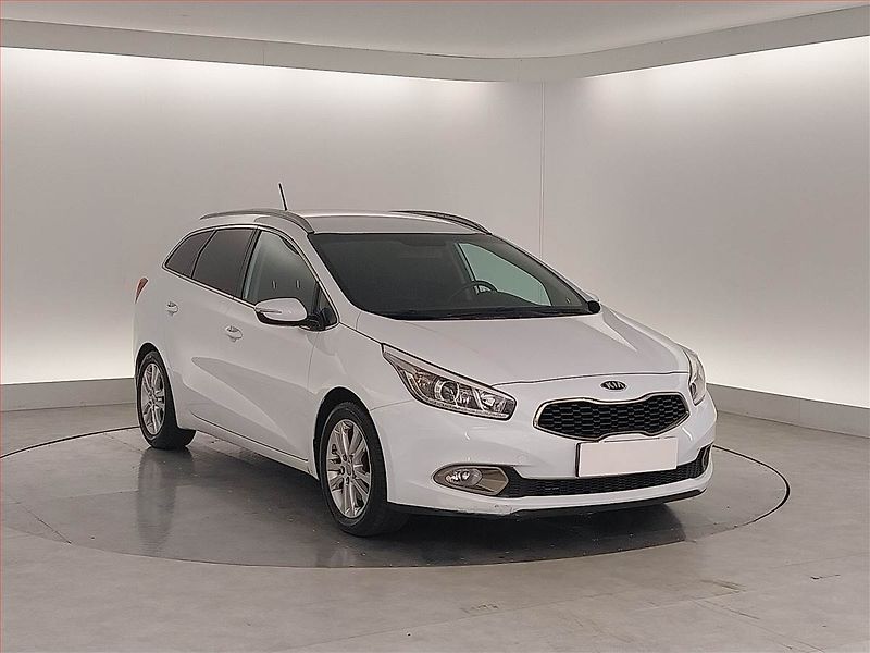 Kia Ceed (2015) 1.4 CVVT, ČR,1.maj, Navi - fotografie inzerátu