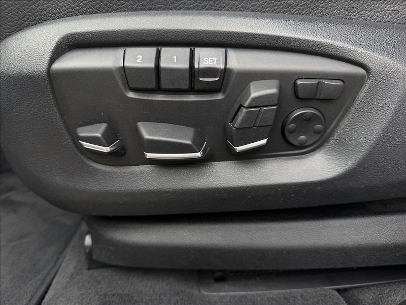 BMW X6 M50d Xdrive - fotka 25 z 30