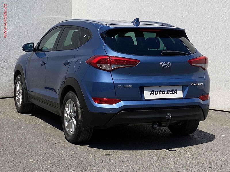 Hyundai Tucson (2016) 1.7 CRDi, ČR, Navi, kamera - fotka 6 z 19