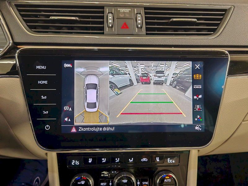 Škoda Superb (2024) iV 1.4 TSI 160 kW DSG L&K - fotka 13 z 30