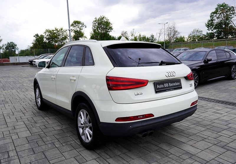 Audi Q3 2.0 TDI Quattro/automat/180 PS - fotka 4 z 38