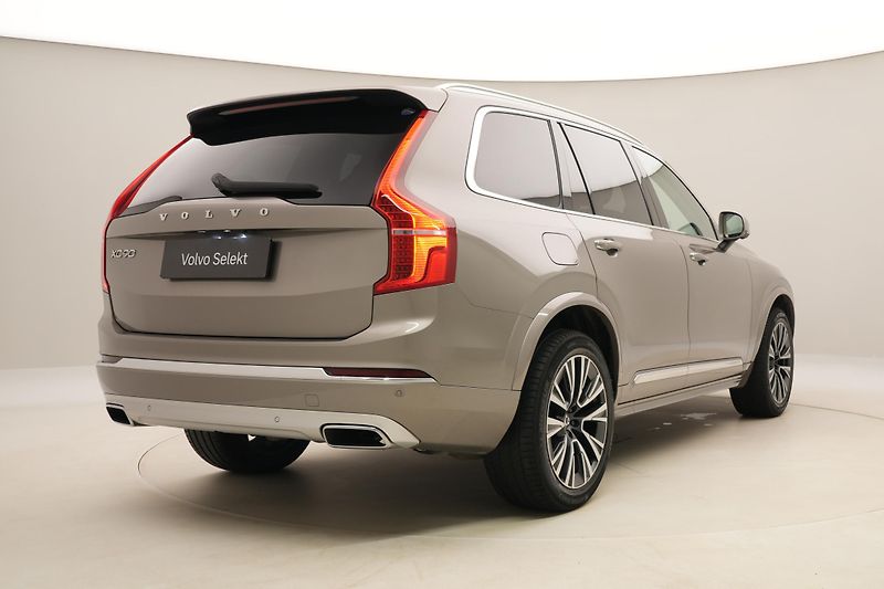Volvo XC90 B5 AWD INSCRIPTION AUT CZ 7m - fotka 13 z 56