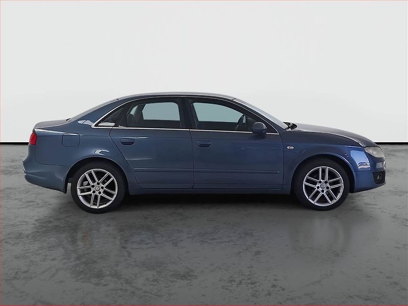 Seat Exeo (2009) 2.0 TDI, nová STK - fotka 6 z 15