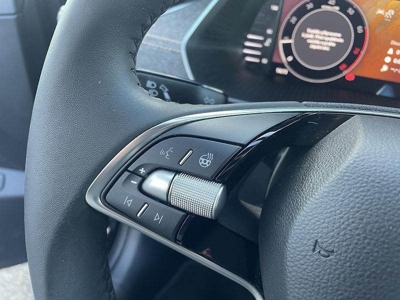 Škoda Octavia 1.5TSi Top Selection - fotka 17 z 26