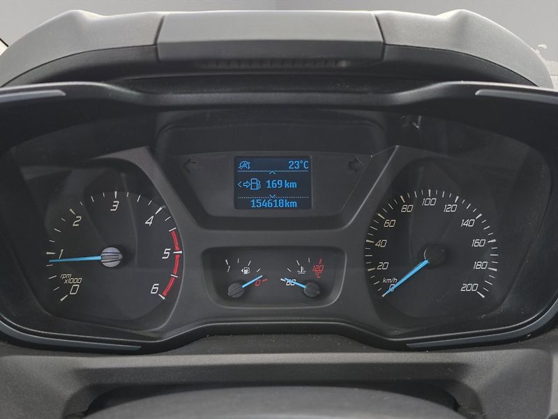 Ford Tourneo Custom (2016) 2.0 TDCi 96kW, L2 ČR, 1. Maj., - fotka 13 z 20