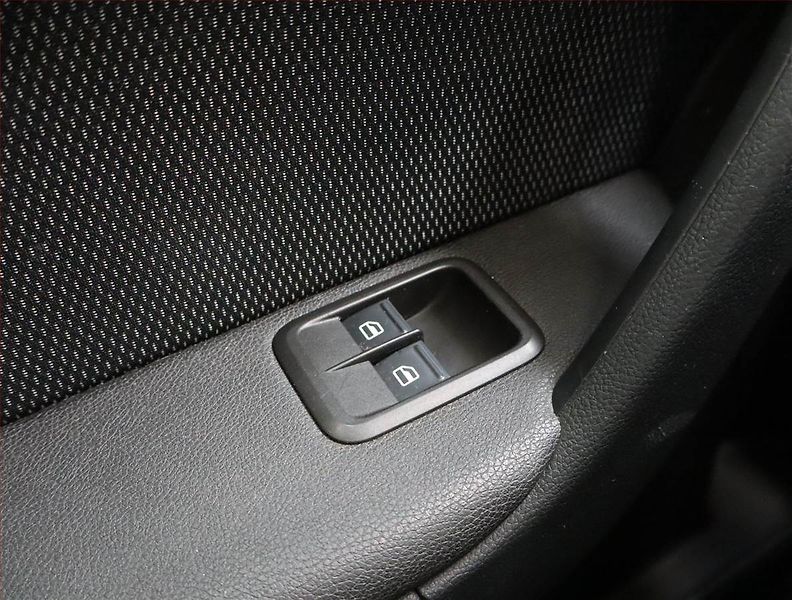 Škoda Yeti (2010) 1.2 TSI, Tempomat - fotka 13 z 17