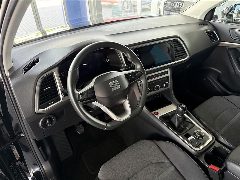 Seat Ateca 1,5   TSI XPERIENCE, 1.MAJITEL - fotka 15 z 27