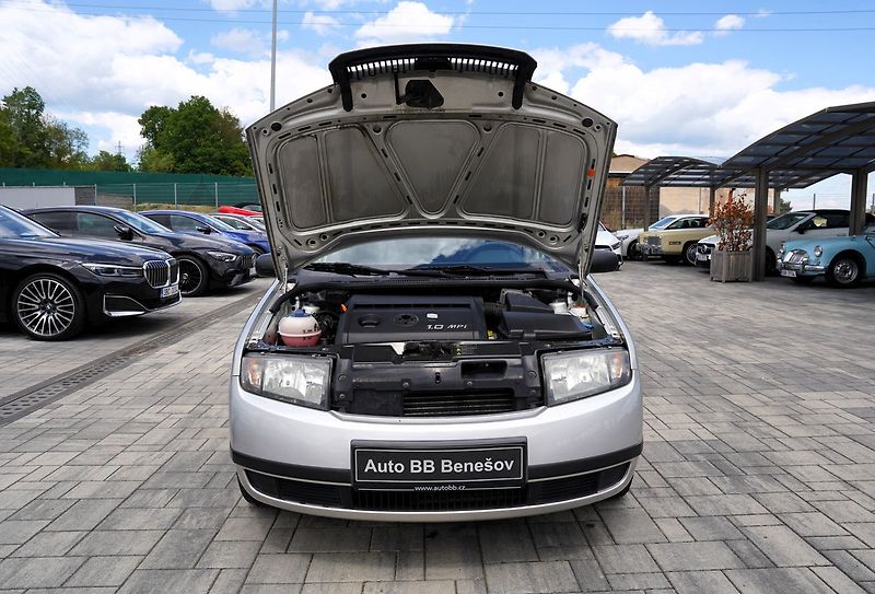 Škoda Fabia 1.0 MPI 50PS/ČR/136.000 km !!! - fotka 8 z 35