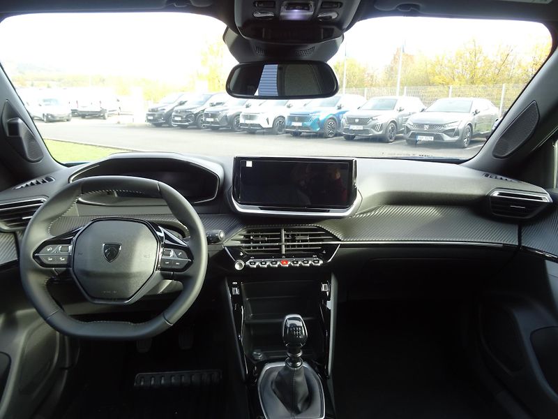 Peugeot 2008 (2026) ALLURE Turbo 100k MAN6 - fotka 22 z 44