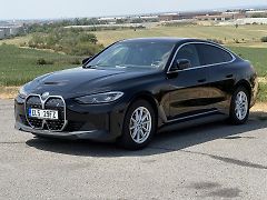 BMW i4 eDrive 40 Tažné Keyless SoH 94 - fotografie inzerátu