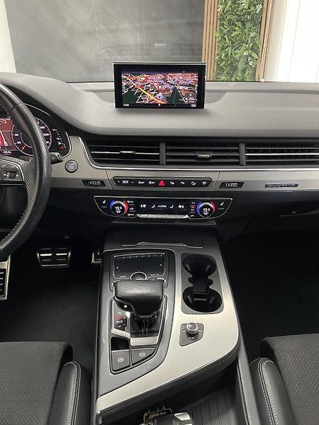 Audi Q7 45 TDi ČR 1.MAJ.SERVIS 4x4 DPH - fotka 23 z 30