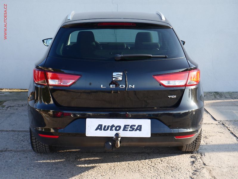 Seat Leon (2016) 1.6TDi, AC, TZ, park.čidla - fotka 5 z 20