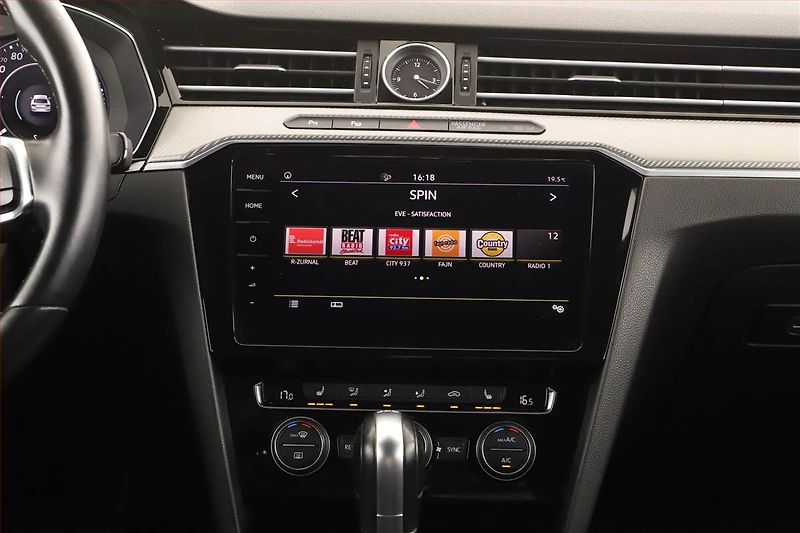 Volkswagen Arteon (2018) 2.0 TDI 4Motion - fotka 11 z 20