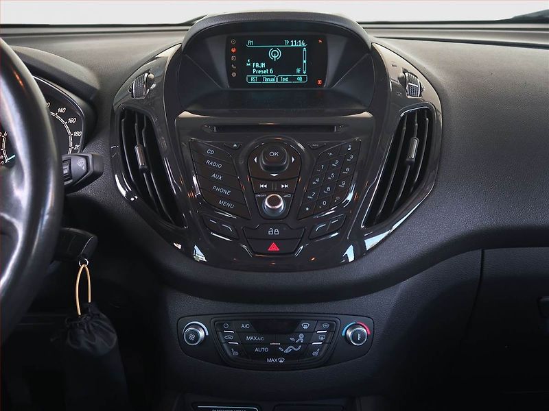 Ford Tourneo Courier (2014) Titanium 1.6 TDCi, 5Míst - fotka 12 z 16