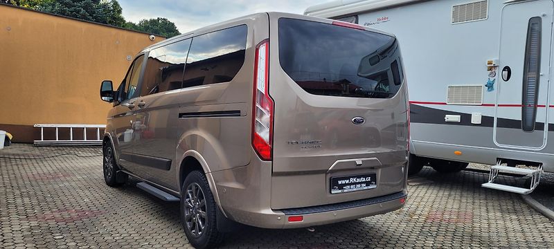 Ford Tourneo Custom (2020) 320 L1 2,0TDCi 96kW Automatik  - fotka 7 z 46